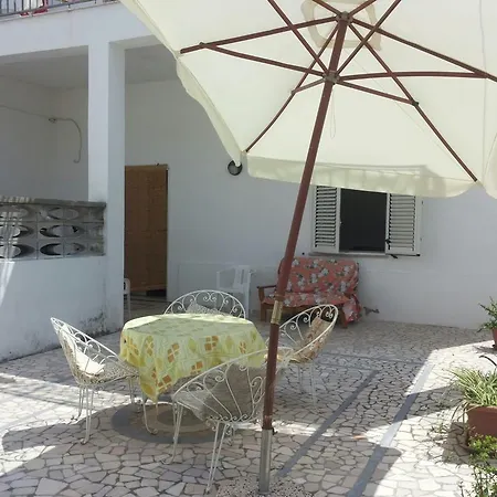 Apartment Stelmalu 1 *